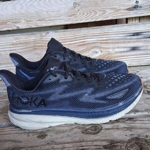 Hoka Clifton 9  Men's Navy and Black Athletic Shoes